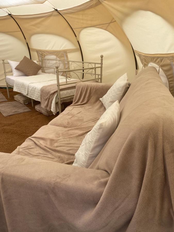 Blond Fonclaire Holidays Glamping 'Luxury Camping' المظهر الخارجي الصورة