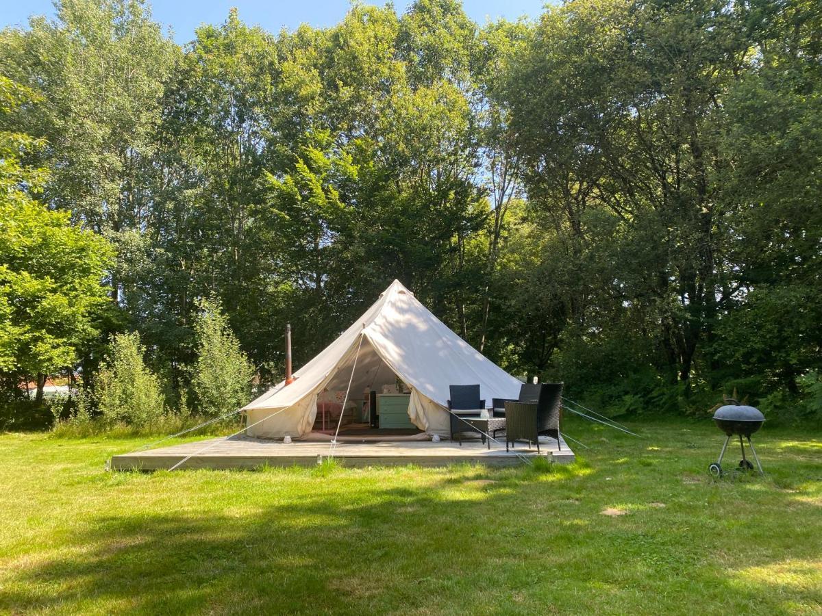 Blond Fonclaire Holidays Glamping 'Luxury Camping' المظهر الخارجي الصورة